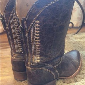 Corral boots